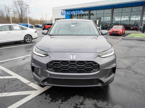 New 2026 Honda HR-V LX image 2