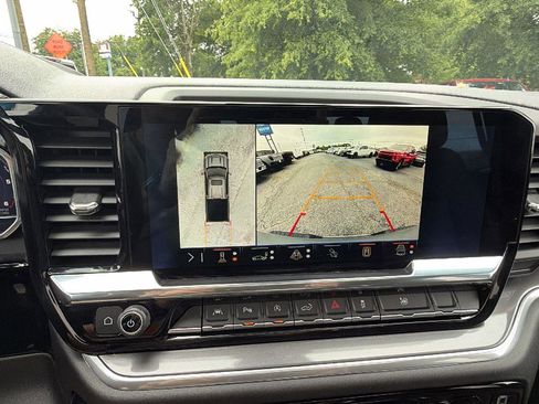 Certified 2024 Chevrolet Silverado 1500 High Country w/ High Country Premium Package AWD/4WD image 32