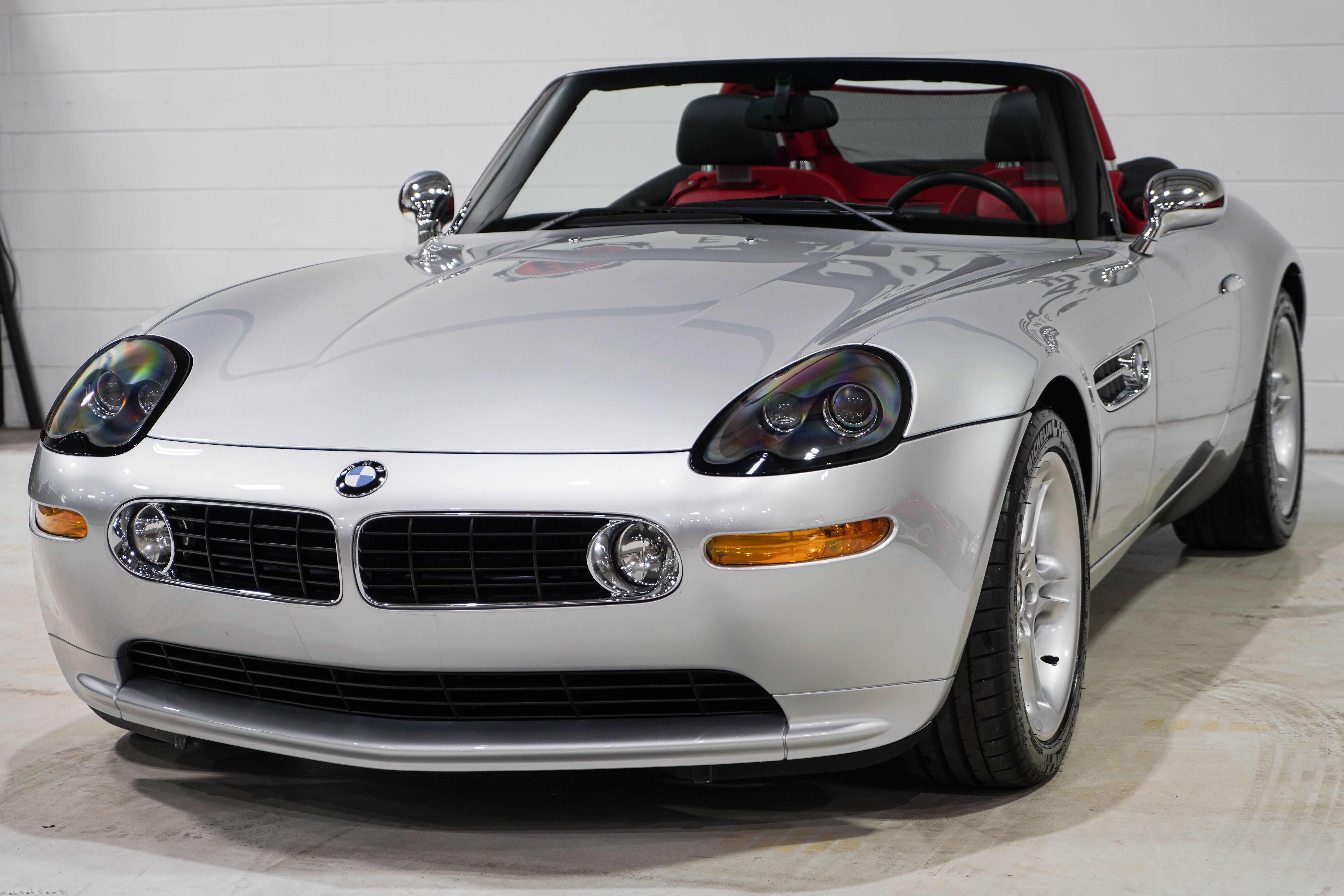 Used 2000 BMW Z8 RWD image 30