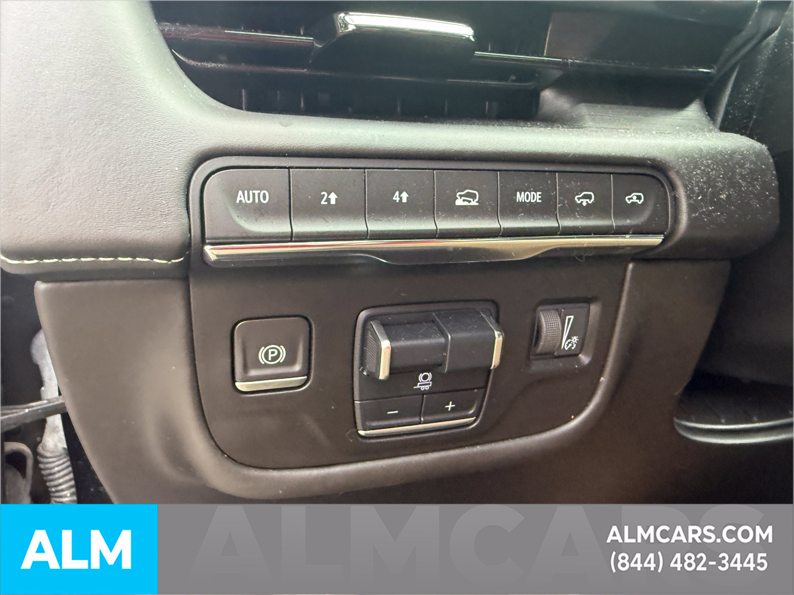Used 2023 Cadillac Escalade ESV Sport Platinum AWD/4WD image 29