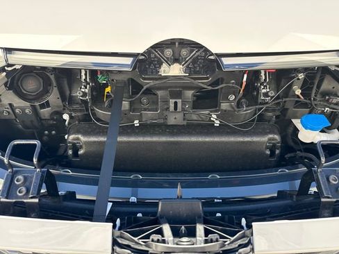 New 2025 Volkswagen ID. Buzz Pro S Plus image 13