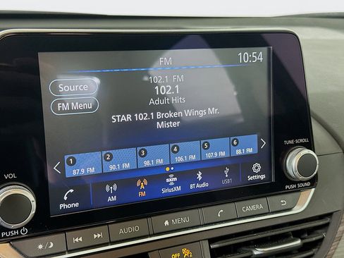 Used 2025 Nissan Altima 2.5 SV image 21