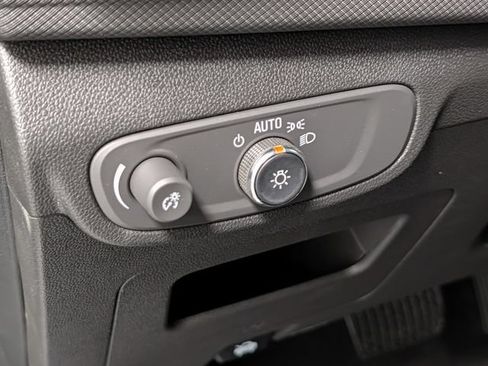 New 2026 Chevrolet TrailBlazer LT w/ LT Cold Weather Package FWD image 16