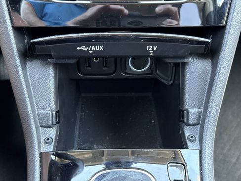 Used 2022 Buick Encore Preferred w/ Safety Package FWD image 24