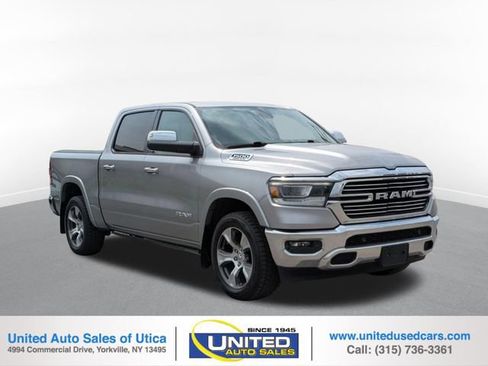 Used 2019 RAM 1500 Laramie AWD/4WD image 1