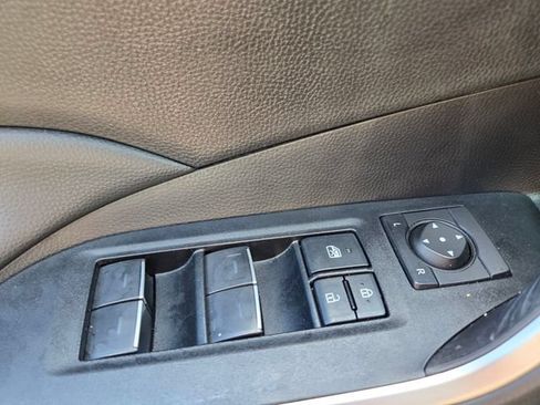 Used 2022 Toyota RAV4 XLE Premium AWD/4WD image 36