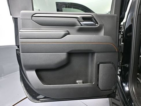 Used 2024 GMC Sierra 2500 AT4 w/ AT4 Preferred Package AWD/4WD image 44