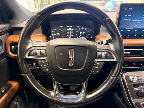 Used 2022 Lincoln Nautilus Reserve AWD/4WD image 24