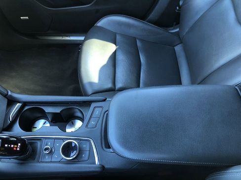 Used 2023 Cadillac XT5 Premium Luxury image 19