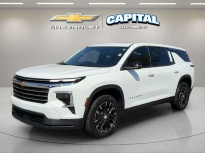 Used 2026 Chevrolet Traverse LT w/ Sun and Wheel Package
