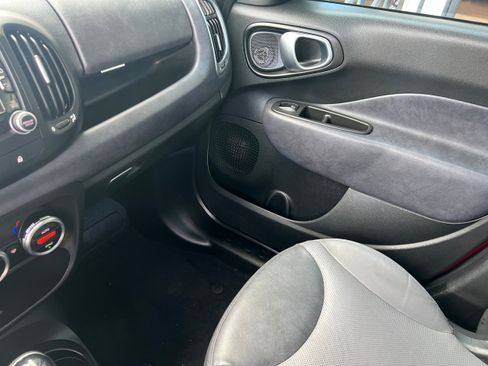 Used 2014 FIAT 500L Lounge w/ Mutually Exclusive Package image 17