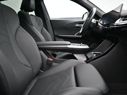 Certified 2025 BMW X2 xDrive28i AWD/4WD image 25