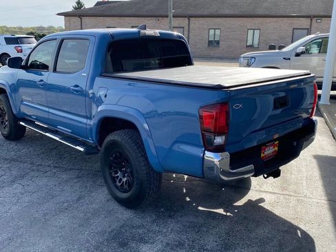 Used 2019 Toyota Tacoma SR5 RWD image 3