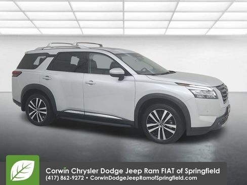 Used 2023 Nissan Pathfinder Platinum w/ Cargo Package image 1