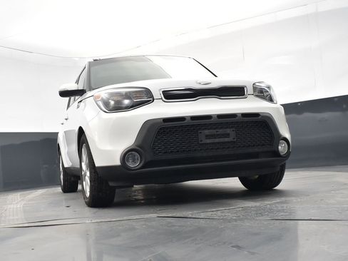 Used 2014 Kia Soul + w/ Primo Package image 29