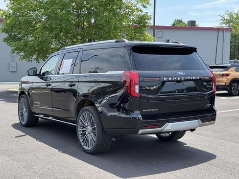 Used 2025 Ford Expedition Max Platinum AWD/4WD image 26