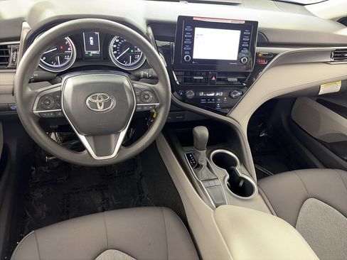 Used 2024 Toyota Camry LE FWD image 20
