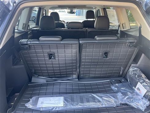 New 2025 Volkswagen Atlas SEL image 31