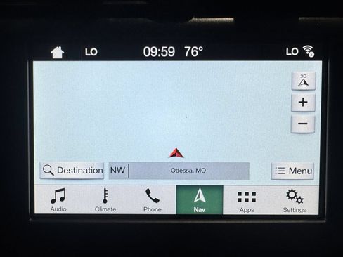 Used 2018 Ford Fusion SE w/ Equipment Group 602A FWD image 12