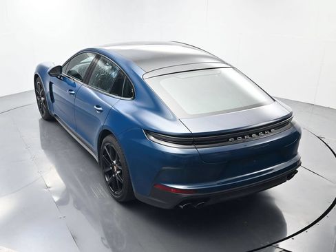 Certified 2026 Porsche Panamera RWD image 37