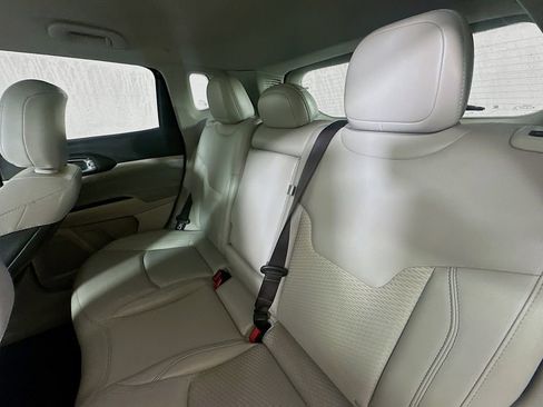 Used 2022 Jeep Compass Latitude image 22