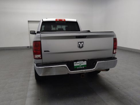 Used 2017 RAM 1500 Classic SLT image 6