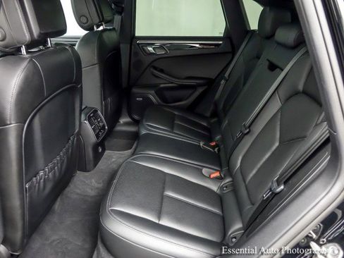 Used 2018 Porsche Macan Sport Edition AWD/4WD image 14