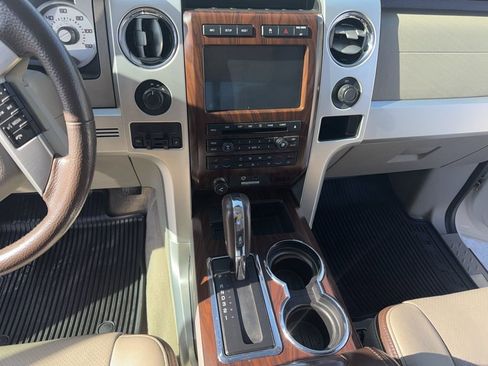 Used 2010 Ford F150 Lariat image 28