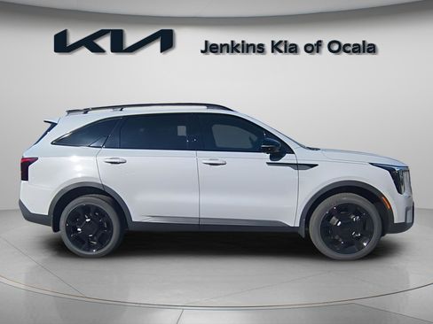 New 2026 Kia Sportage EX image 3