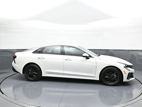 Certified 2025 Kia K5 LXS image 5