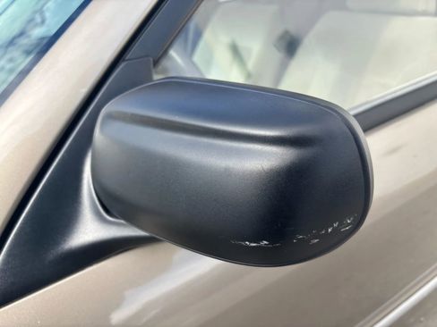 Used 2000 MAZDA Protege DX image 17