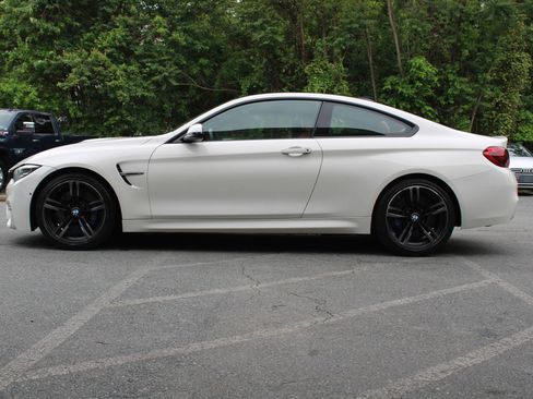 Used 2018 BMW M4 Coupe RWD image 25