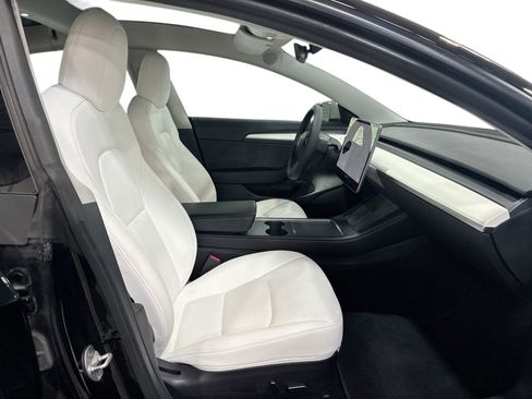 Certified 2022 Tesla Model 3 Long Range AWD/4WD image 13