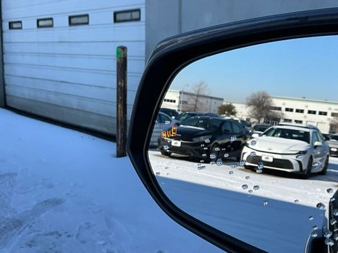 Used 2025 Toyota RAV4 XLE image 20