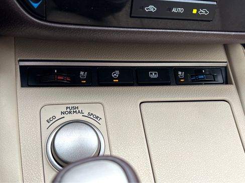 Used 2018 Lexus ES 350 image 10