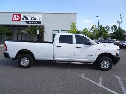 Used 2022 RAM 2500 Tradesman AWD/4WD image 3