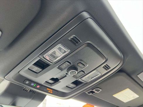 Used 2025 Chevrolet Suburban High Country w/ Sun And Tow Package image 31