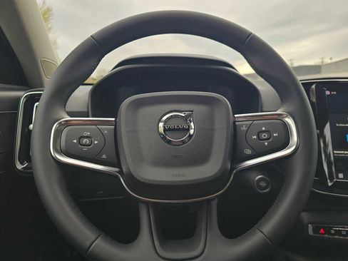 New 2026 Volvo XC40 B5 Plus w/ Protection Package Premier image 23