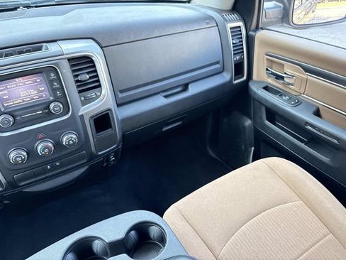 Used 2021 RAM 1500 Classic SLT AWD/4WD image 15