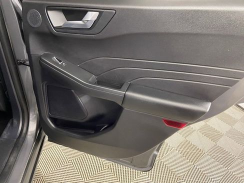 Used 2022 Ford Escape SEL w/ SEL Stealth AWD Package image 13