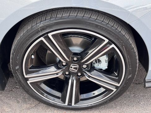 Used 2024 Honda Accord Sport image 11