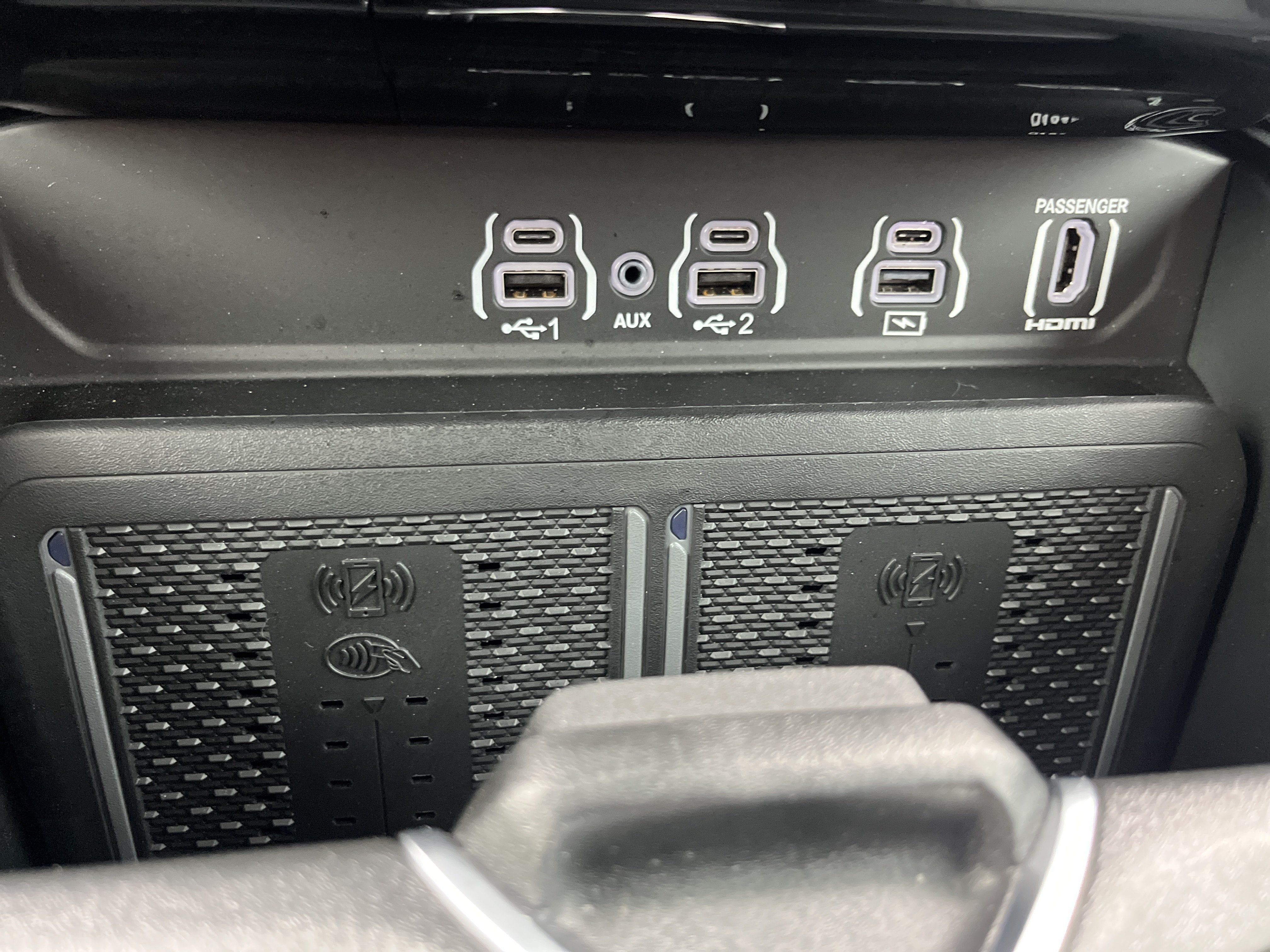 Used 2026 RAM 1500 Laramie w/ Night Edition AWD/4WD image 2