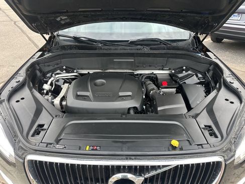 Used 2018 Volvo XC90 T6 Momentum w/ Convenience Package image 22