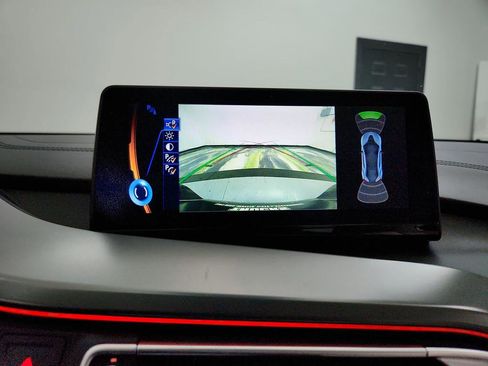 Used 2016 BMW i8 image 19