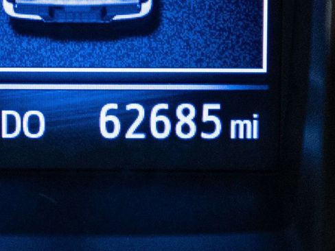 Used 2017 Toyota Tacoma TRD Off-Road image 26