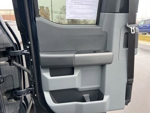 Used 2022 Ford F150 XLT w/ Equipment Group 302A High image 19