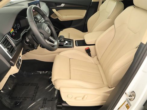 Certified 2023 Audi Q5 e Prestige w/ Prestige Package image 24