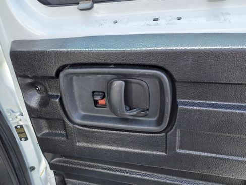 Used 2022 Chevrolet Express 2500 w/ Driver Convenience Package image 13