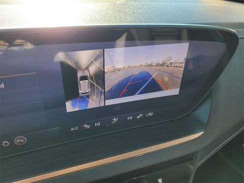 Used 2025 Buick Envision Sport Touring image 16