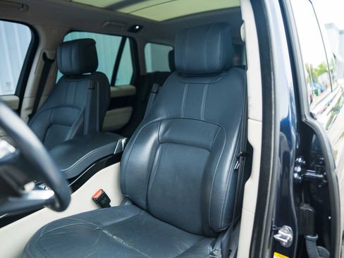 Used 2018 Land Rover Range Rover Supercharged AWD/4WD image 18